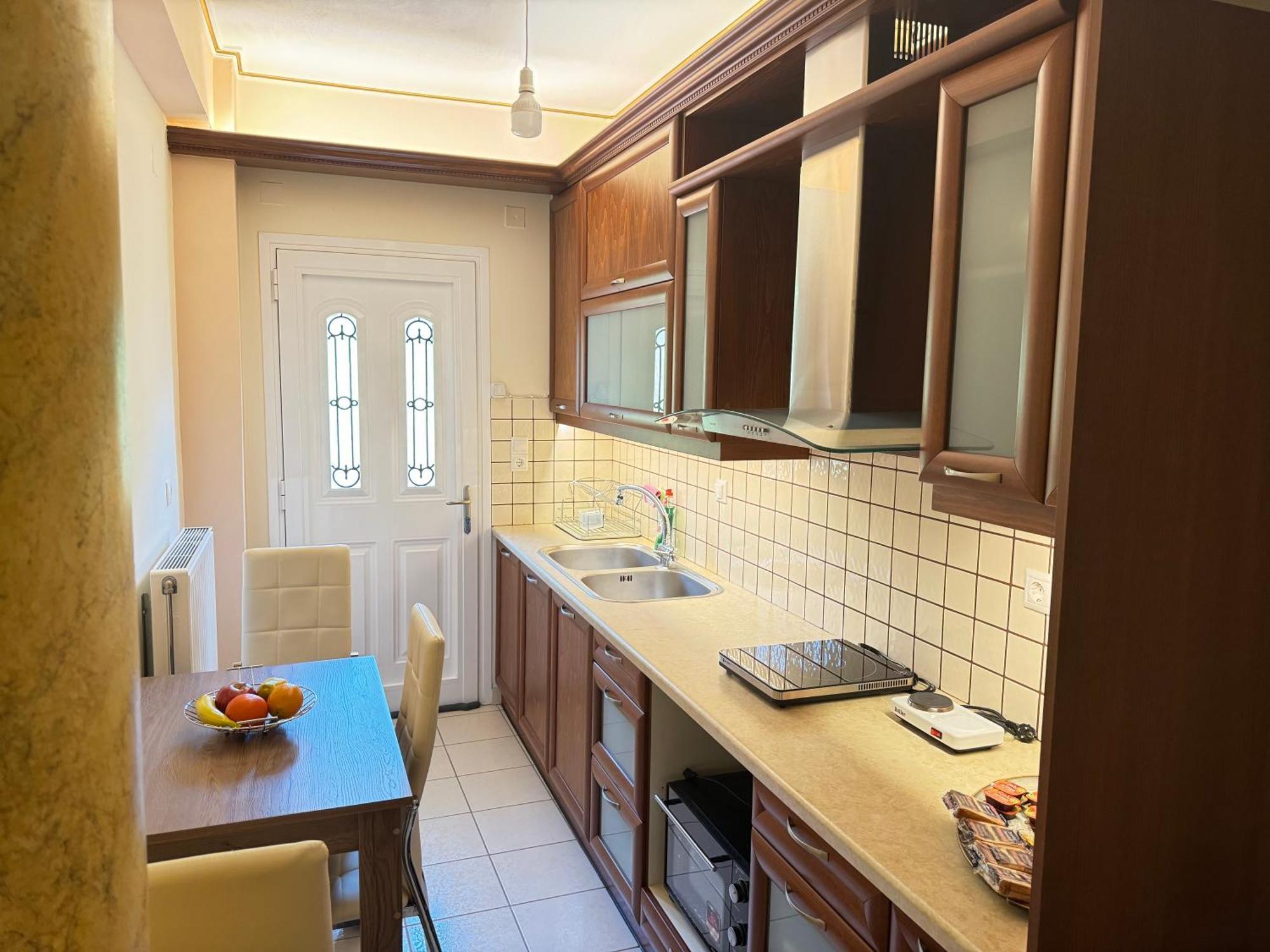 Petit House Under The Rocks Apartment Kalambaka Exterior photo